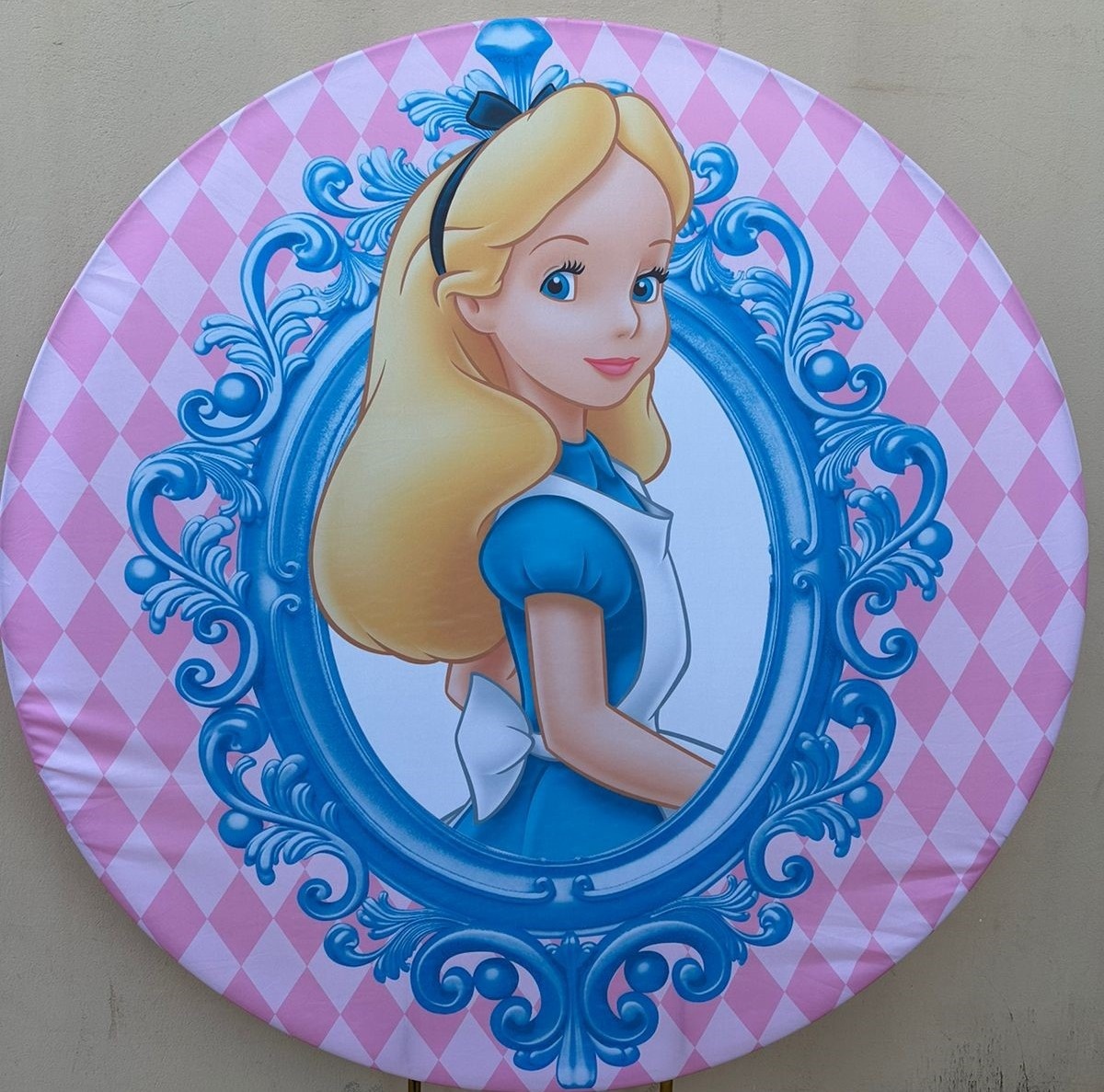 Alice Espelho Azul - Painel Redondo 150Cms - FOCUSEVENTOSJATAI