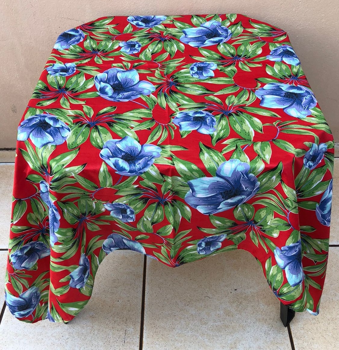 Forro Quadrado Floral Papoula Azul Xitão Poliester 140X140Cm - FOCUSEVENTOSJATAI