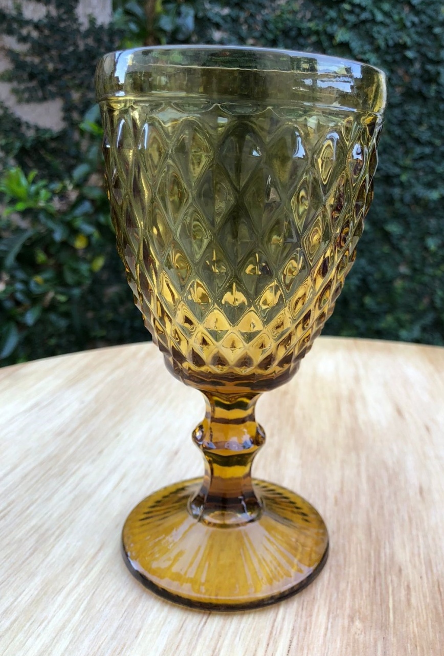 Taça Bico de Abacaxi Ambar 325Ml - FOCUSEVENTOSJATAI