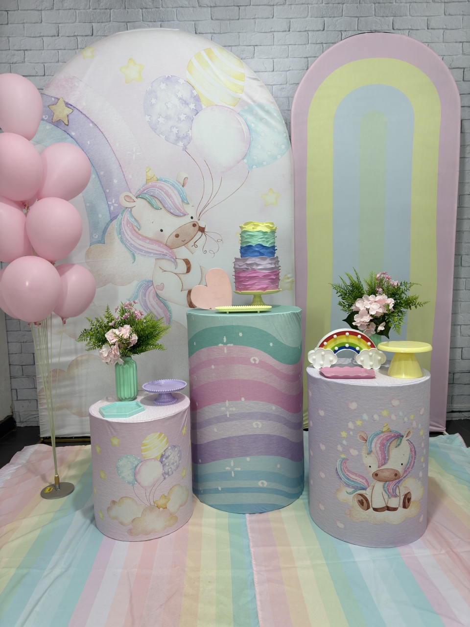 Unicórnio 3 - Top Demais Decorações e Locações 