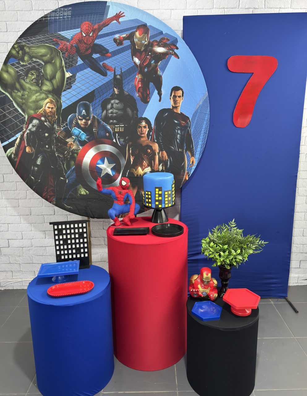Super Herois - Top Demais Decorações e Locações 