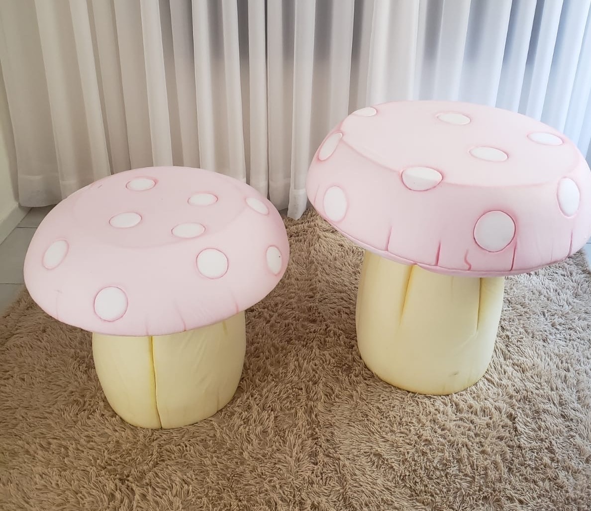Mesas Cogumelo  - Top Demais Decorações e Locações 