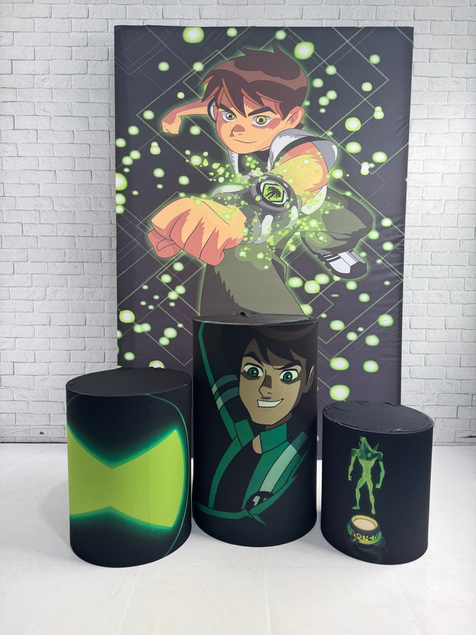  Painel Bem 10 - Top Demais Decorações e Locações 