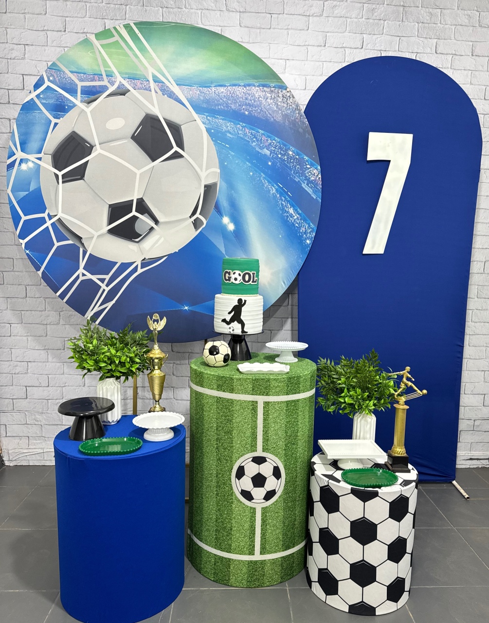Bola de Futebol 2 - Top Demais Decorações e Locações 