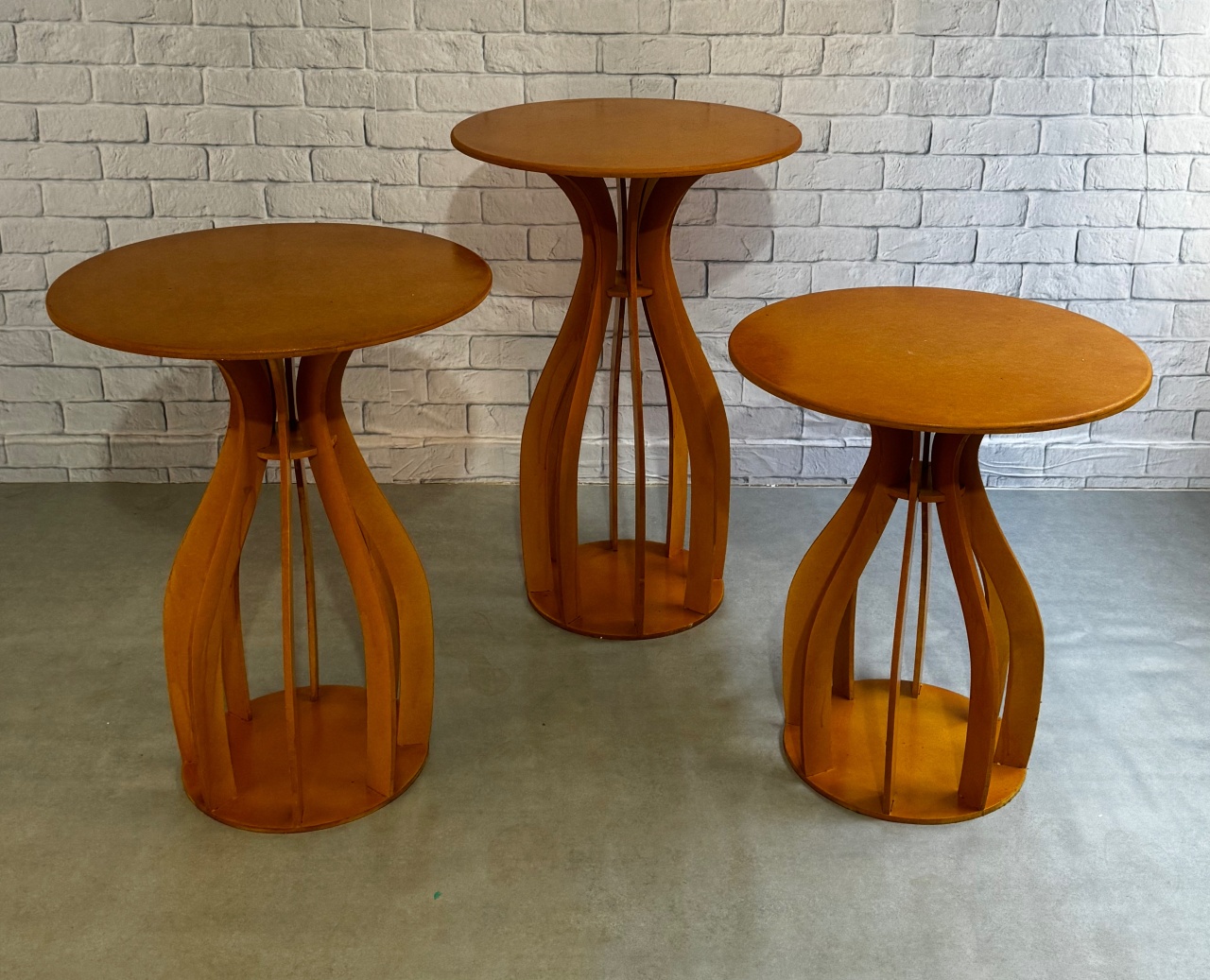 Trio Mesas Taça - Top Demais Decorações e Locações 