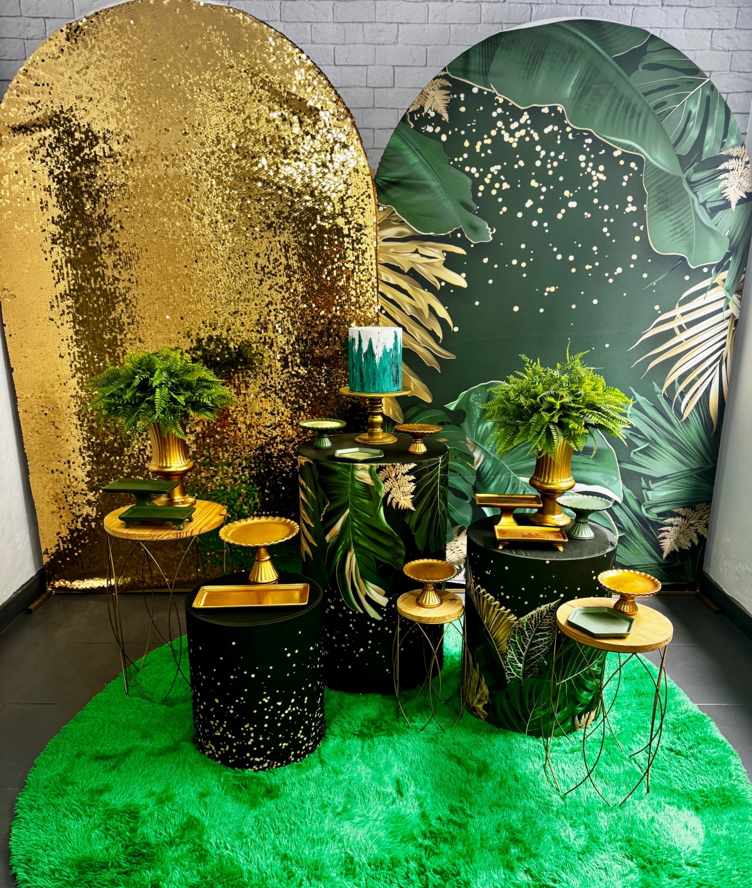 Verde E Dourado 3 - Top Demais Decorações e Locações 