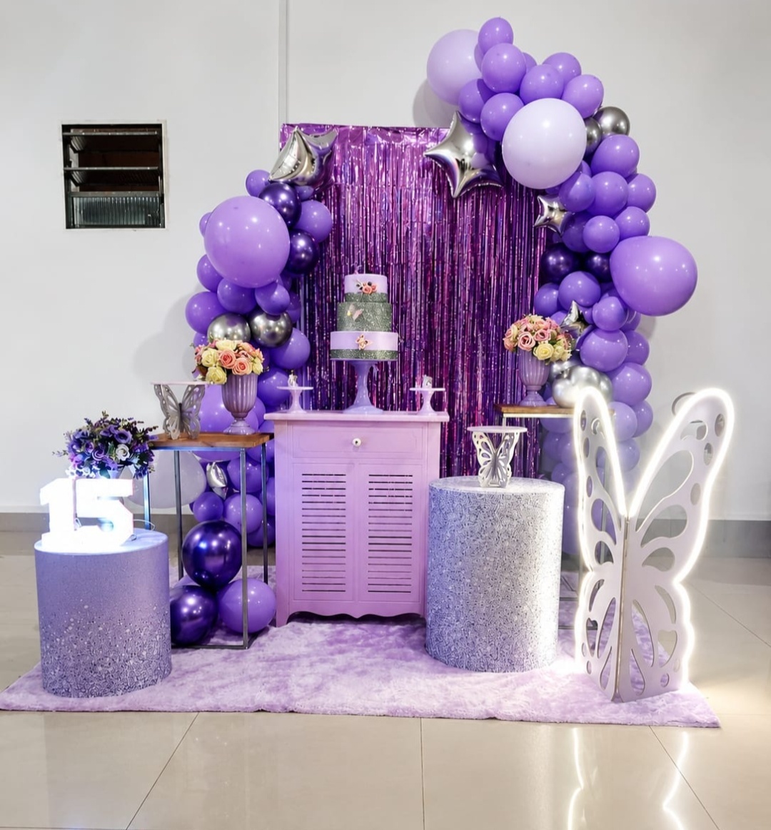 15 Anos Lilás - Yéia Festas Ltda